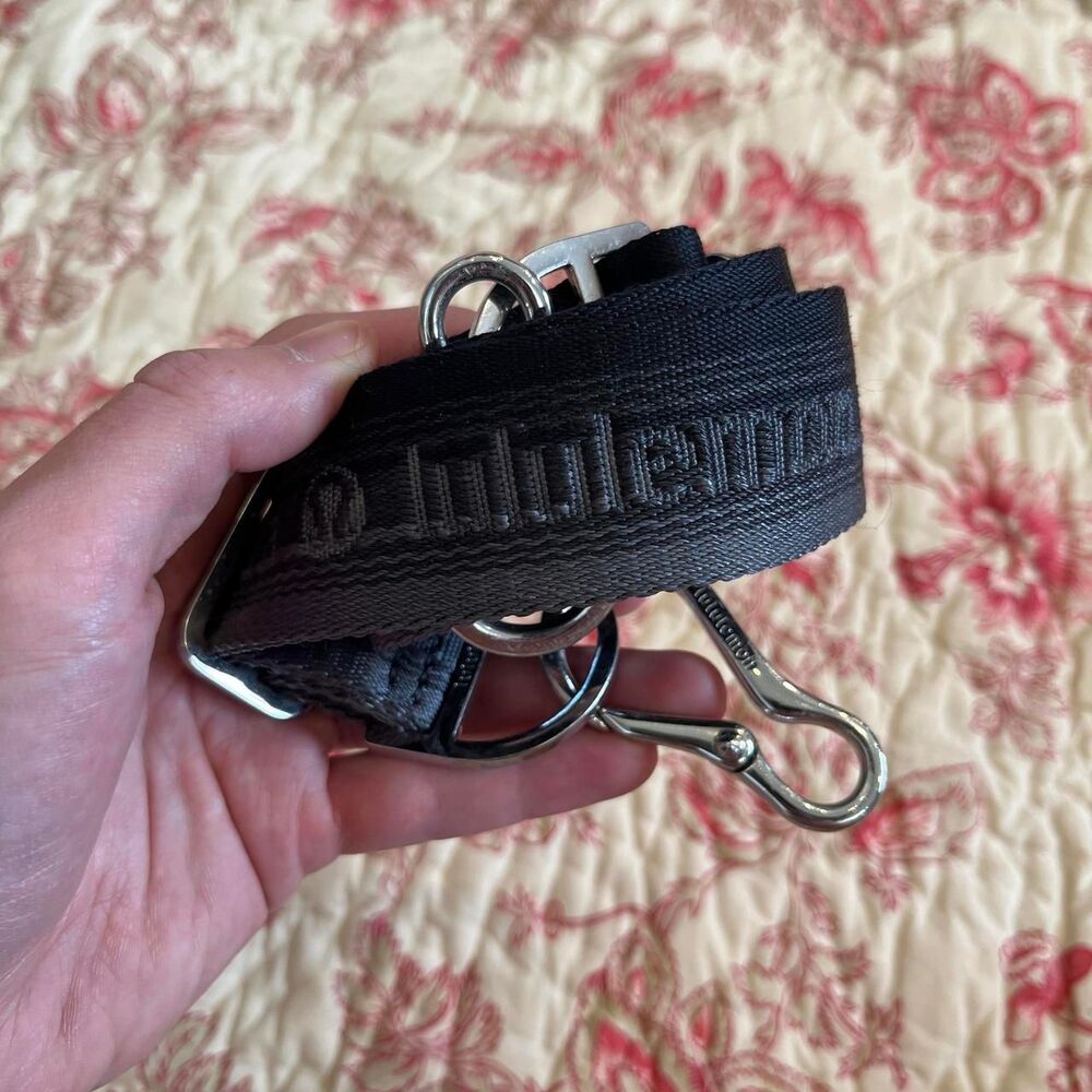 Lululemon Men's Black Belt